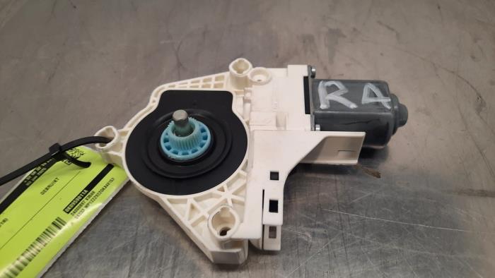 Moteur de vitre portière Porsche Cayenne