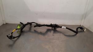 Gebruikte Accupool Volvo V60 II (ZW) 2.0 B3 16V Mild Hybrid Prijs € 66,55 Inclusief btw aangeboden door Autohandel Didier