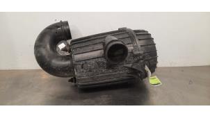 Gebruikte Luchtfilterhuis Peugeot Boxer (U9) 2.2 Blue HDi 140 Prijs € 54,45 Inclusief btw aangeboden door Autohandel Didier