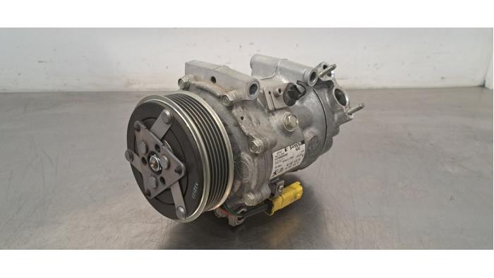 Pompe clim Peugeot Boxer