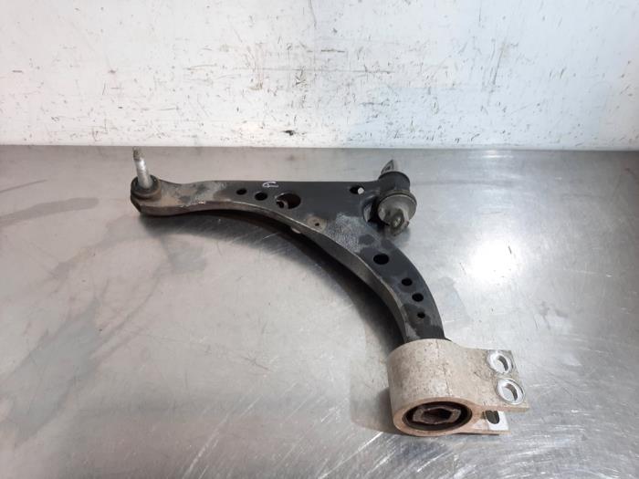 Bras de suspension avant gauche Opel Astra