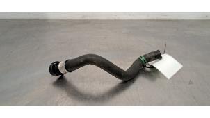 Gebruikte Radiateurslang Renault Megane IV (RFBB) 1.6 GT Energy dCi 165 Prijs € 18,15 Inclusief btw aangeboden door Autohandel Didier