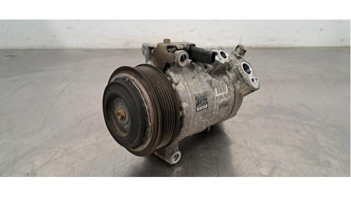 Pompe clim Mercedes C-Klasse