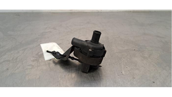 Pompe à eau supplémentaire Mercedes C-Klasse