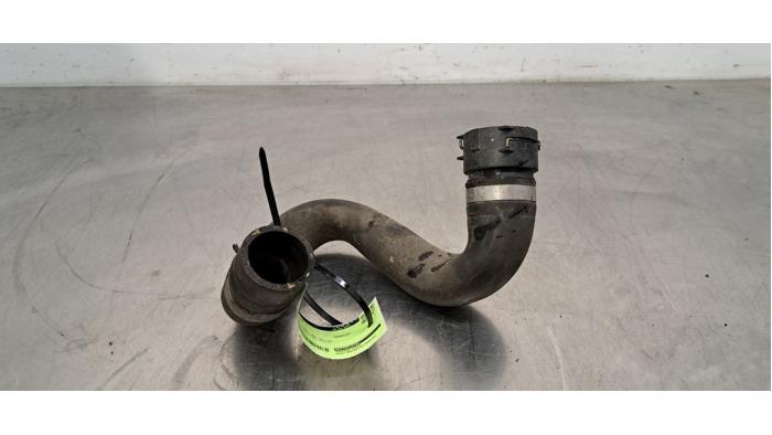 Tuyau radiateur Mercedes Vito
