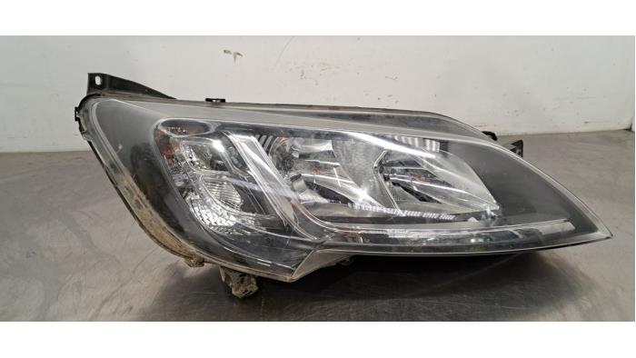Phare droit Peugeot Boxer