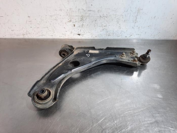 Bras de suspension avant droit Peugeot Partner