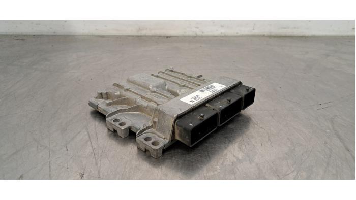 Ordinateur gestion moteur Renault Master