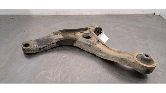 Bras de suspension avant gauche Renault Master