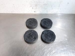 Gebruikte Wieldop set Peugeot Partner (EA//EF/EN/EU) 1.5 BlueHDi 130 Prijs € 54,45 Inclusief btw aangeboden door Autohandel Didier