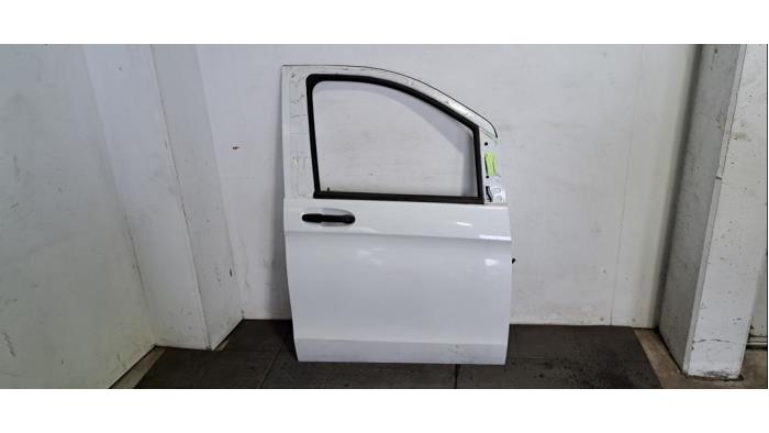 Portière 4portes avant droite Mercedes Vito