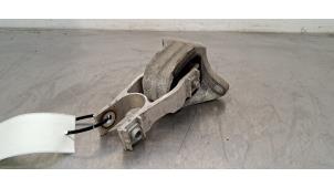 Gebruikte Motorrubber Volvo XC60 II (UZ) 2.0 B4 16V Mild Hybrid AWD Prijs € 42,35 Inclusief btw aangeboden door Autohandel Didier