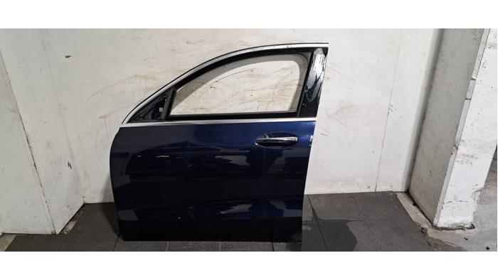 Portier 4Deurs links-voor Mercedes EQC