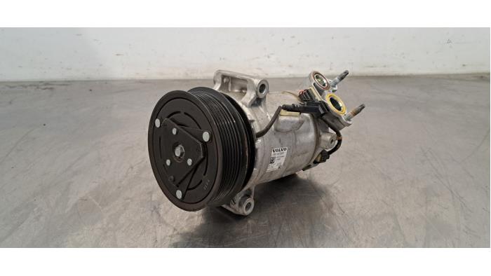 Pompe clim Volvo XC60