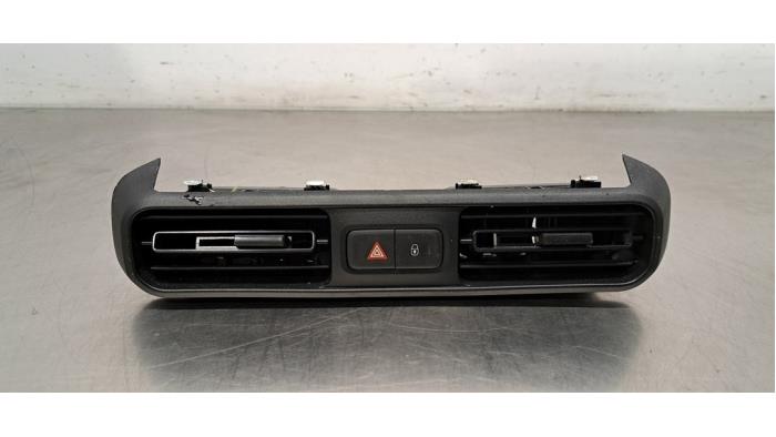 Grille aération tableau de bord Fiat Doblo
