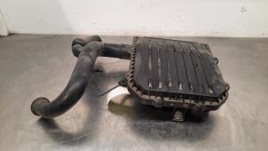 Gebruikte Luchtfilterhuis Volkswagen Polo VI (AW1) 1.0 MPi 12V Prijs € 60,50 Inclusief btw aangeboden door Autohandel Didier