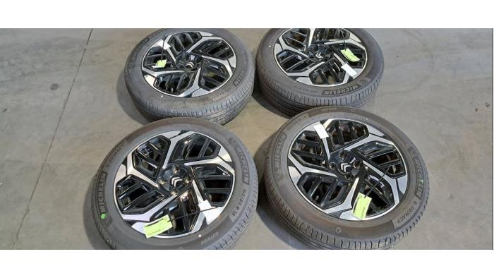 Kit jantes + pneumatiques Citroen C4