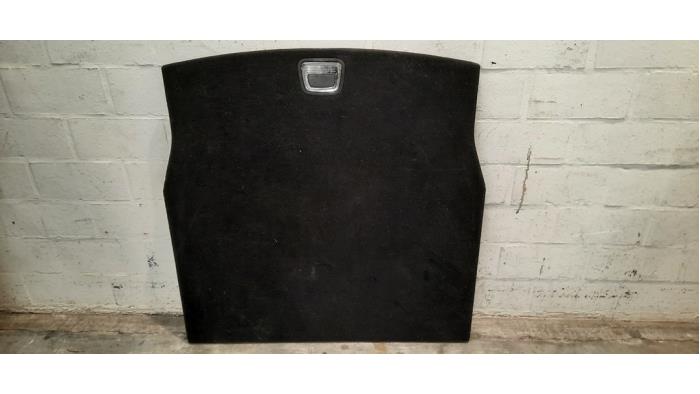 Coffre tapis Mercedes CLA