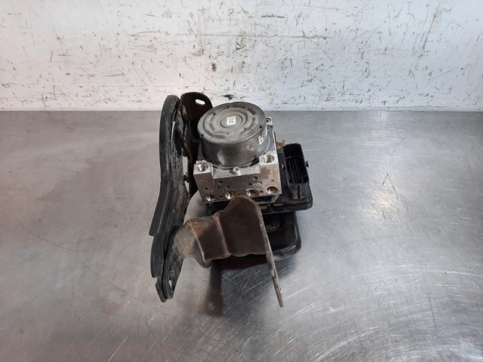 Pompe ABS Peugeot 2008