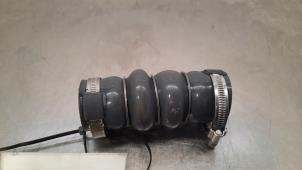Gebruikte Intercooler Slang Citroen C4 X (BD/BE/BF) 1.2 PureTech 100 12V Prijs € 30,25 Inclusief btw aangeboden door Autohandel Didier
