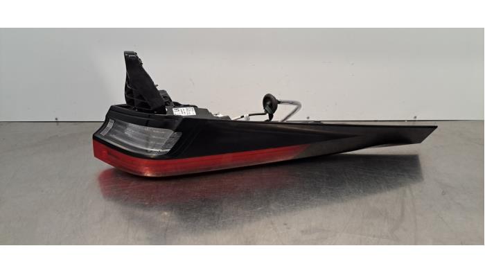 Feu arrière gauche Toyota C-HR