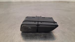 Gebruikte Schakelaar (diversen) Ford Transit Custom 2.0 TDCi 16V Eco Blue 130 Prijs € 24,20 Inclusief btw aangeboden door Autohandel Didier