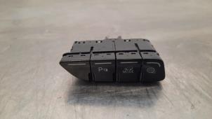 Gebruikte Schakelaar (diversen) Ford Transit Custom 2.0 TDCi 16V Eco Blue 130 Prijs € 24,20 Inclusief btw aangeboden door Autohandel Didier