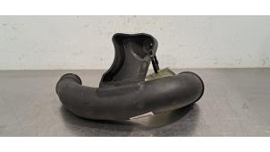 Gebruikte Intercooler Buis Ford Transit Custom 2.0 TDCi 16V Eco Blue 130 Prijs € 42,35 Inclusief btw aangeboden door Autohandel Didier