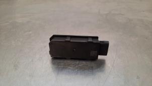 Gebruikte Keyless entry antenne Cupra Leon Sportstourer (KLCF) 1.4 e-Hybrid 245, VZ 16V Prijs € 30,25 Inclusief btw aangeboden door Autohandel Didier