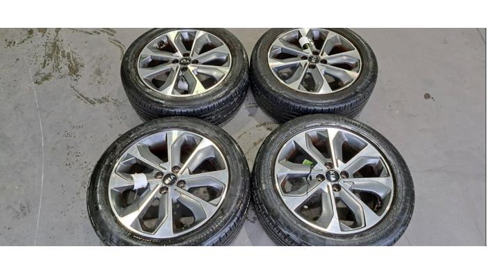 Kit jantes + pneumatiques Kia Stonic