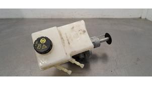 Gebruikte Hoofdremcilinder Volkswagen Crafter (SY) 2.0 TDI FWD Prijs € 133,10 Inclusief btw aangeboden door Autohandel Didier