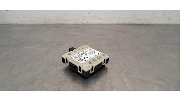 Module verrouillage central des portes Mercedes GLE