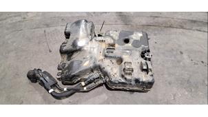 Gebruikte Adblue tank Volkswagen Crafter (SY) 2.0 TDI FWD Prijs € 429,55 Inclusief btw aangeboden door Autohandel Didier