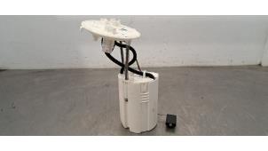 Gebruikte Tank element Pomp Toyota Hilux V/VI 2.8 D4D-F 16V 4x4 Prijs € 66,55 Inclusief btw aangeboden door Autohandel Didier