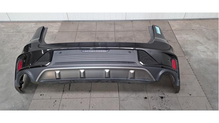 Pare-chocs arrière Lynk &amp; Co 01