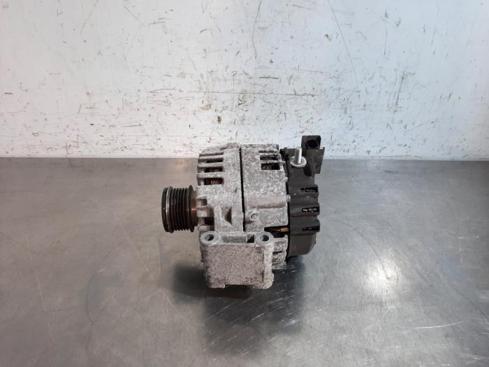 Dynamo Mercedes C-Klasse