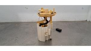 Gebruikte Tank element Pomp Mercedes Sprinter 3,5t (907.6/910.6) 314 CDI 2.1 D FWD Prijs € 133,10 Inclusief btw aangeboden door Autohandel Didier