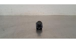 Gebruikte Camera voorzijde Ford Transit 2.0 TDCi 16V Eco Blue 170 Prijs € 133,10 Inclusief btw aangeboden door Autohandel Didier