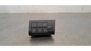 Gebruikte Schakelaar Mistlamp Citroen Jumper (U9) 2.2 Blue HDi 120 Prijs € 30,25 Inclusief btw aangeboden door Autohandel Didier