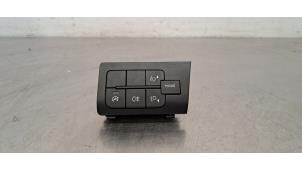 Gebruikte Mistlamp Schakelaar Peugeot Boxer (U9) 2.2 Blue HDi 140 Prijs € 30,25 Inclusief btw aangeboden door Autohandel Didier