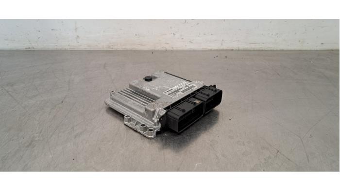 Ordinateur gestion moteur Peugeot Expert