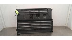 Gebruikte Luchtgeleider DS Automobiles DS 4 1.2 12V PureTech 130 Prijs € 266,20 Inclusief btw aangeboden door Autohandel Didier