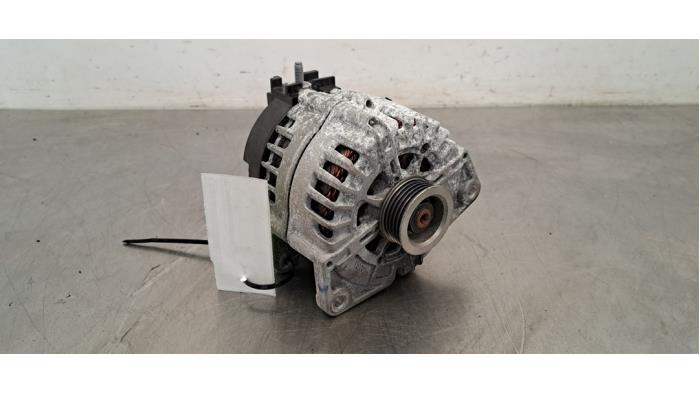 Dynamo Mercedes C-Klasse