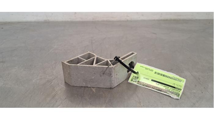 Support partie avant Mercedes C-Klasse