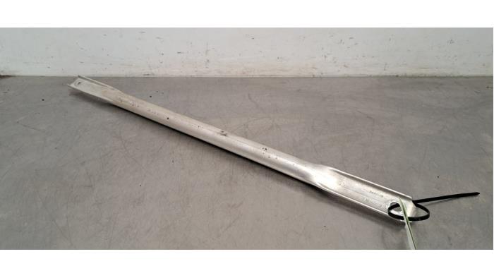 Support (divers) Mercedes C-Klasse