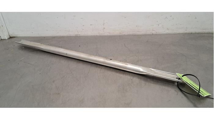 Support (divers) Mercedes C-Klasse