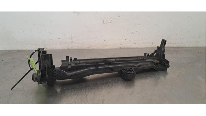Support (divers) Mercedes C-Klasse