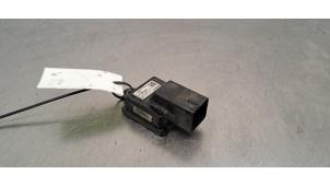 Gebruikte Start/Stop relais Citroen Jumpy 1.6 Blue HDi 115 Prijs € 66,55 Inclusief btw aangeboden door Autohandel Didier