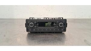 Gebruikte Radio module Ford Transit Custom 2.0 TDCi 16V Eco Blue 130 Prijs € 163,35 Inclusief btw aangeboden door Autohandel Didier