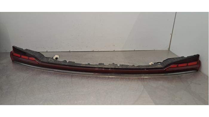 Barre feux arrière gauche + droite MG Marvel R